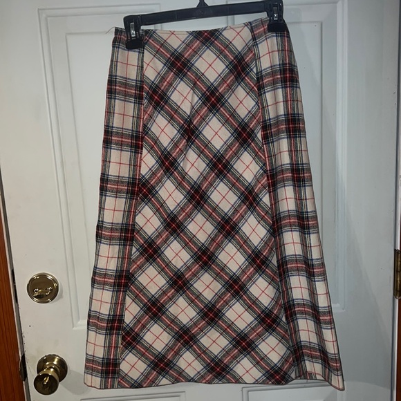 Point of View Dresses & Skirts - Vintage Point of view wool plaid skirt sz 8